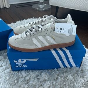 NWT Adidas Samba OG W